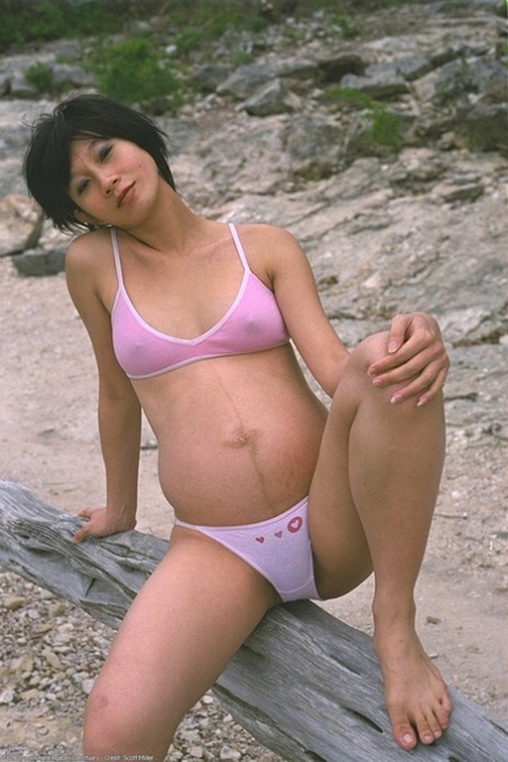 asian beach hot naked photos