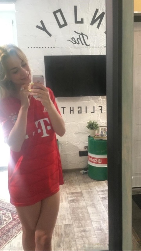zrcadlo pro dospívající nahý sex obr