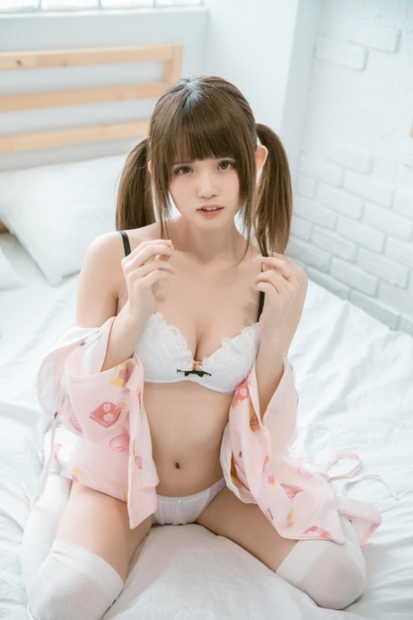 lingerie pour adolescentes nu parfait galerie