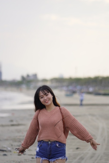asian beach beautiful xxx pics