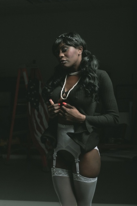 ebony femdom perfect gallery