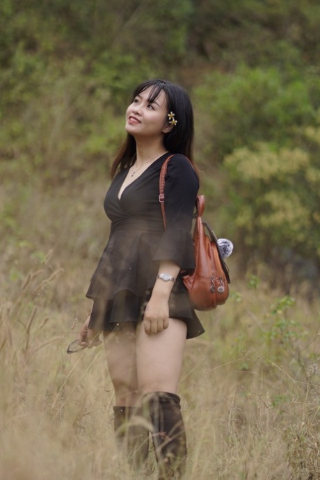 asian boots hot nude picture