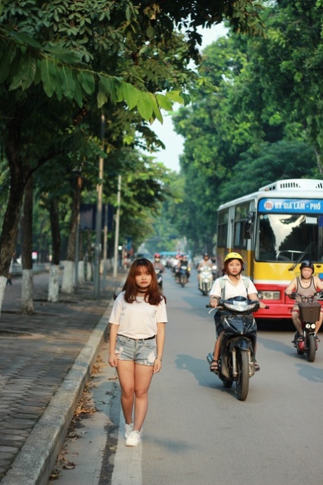 cute asian free xxx photos