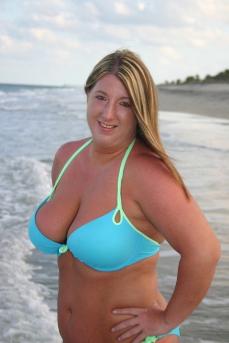 playa en topless sexy agradable imagen