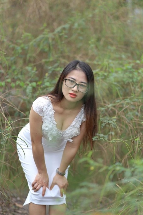 asian skirt hot porn gallery