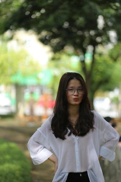 asian glasses pornos photos
