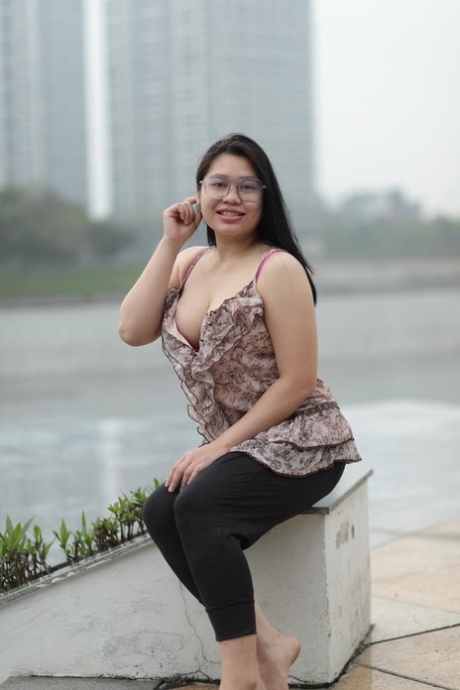 asiática gordita adulto perfecto foto