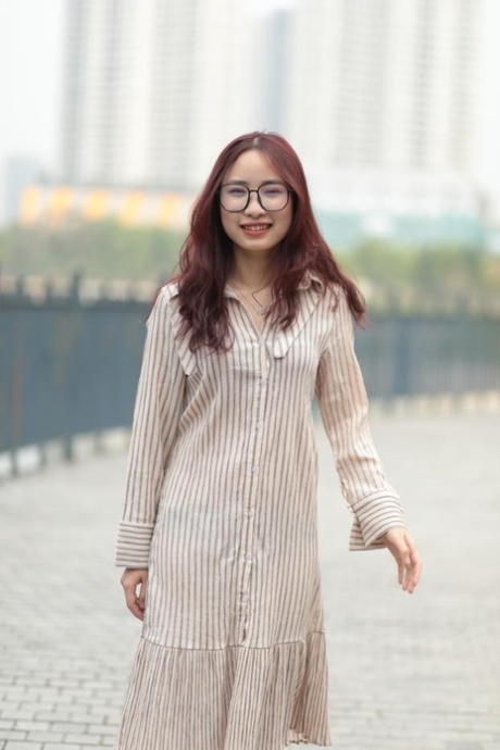 亚洲服饰 熱的 檔案