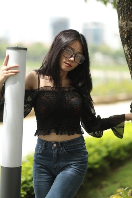 ティーンの濡れたパンティー xxx 写真