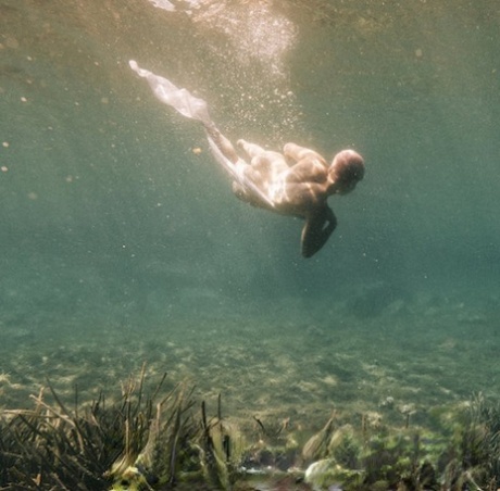 Unterwasser hübsche sexy bild