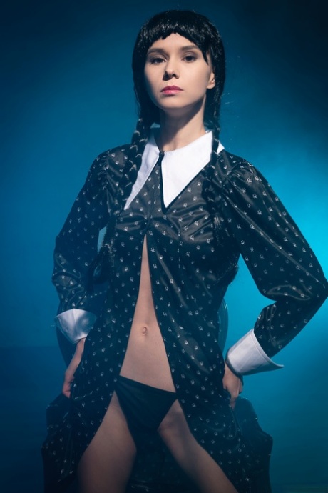 tall skinny brunette pornos pic