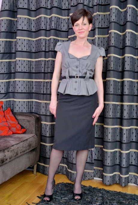 mature nylon top galleries