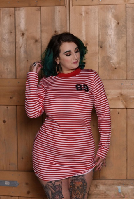 falda bbw hd caliente archivo