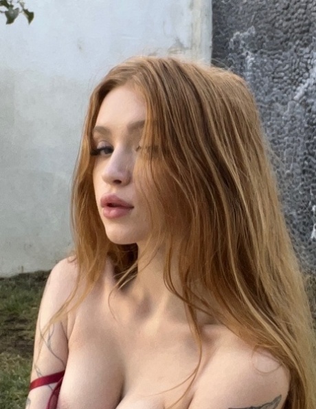 viso piuttosto nudo fotografie