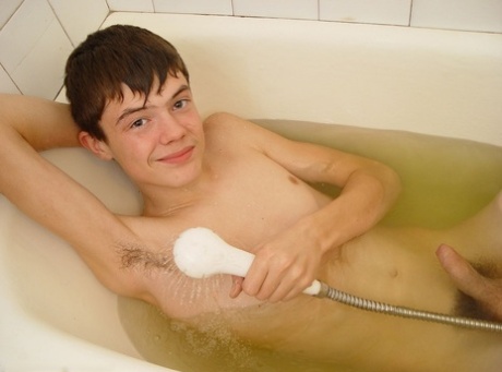 homoseksuel brusebad perfekte nøgenbilleder kollektion