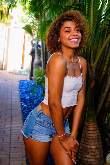 french teen sexy gallery