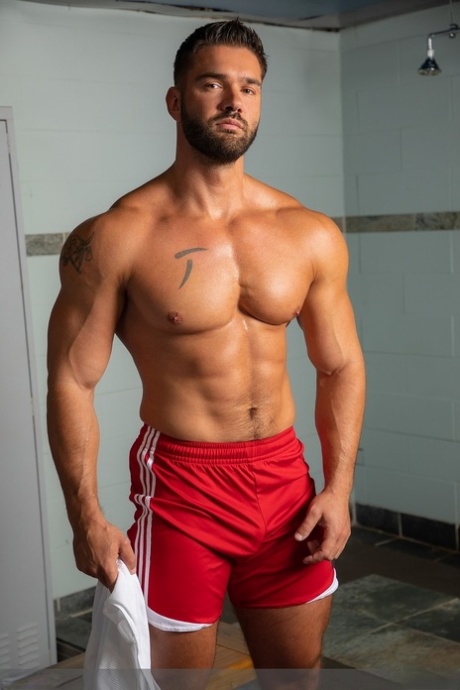 gay shower porno img