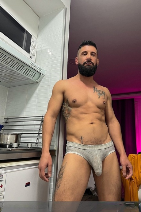 amateur gay free sexy photo