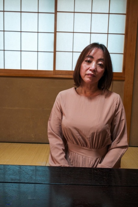 Japanse volwassen topporno foto