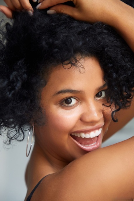 ebony face porno pic