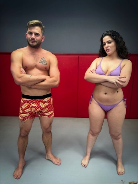 křivky bikiny nahé porno fotky