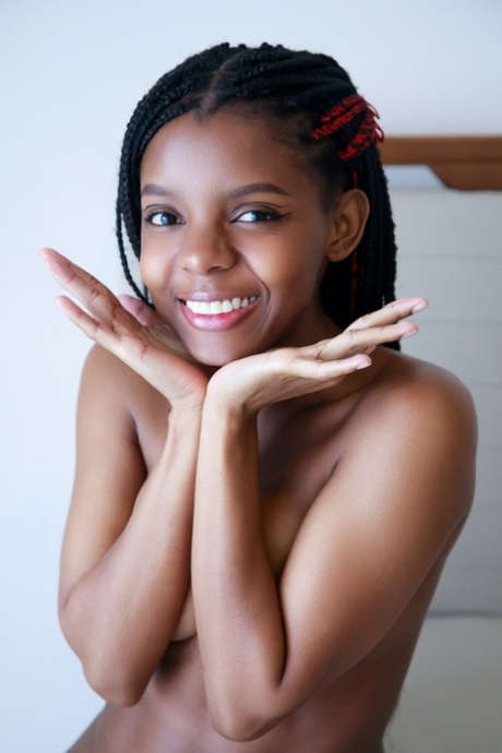ebony model hd image
