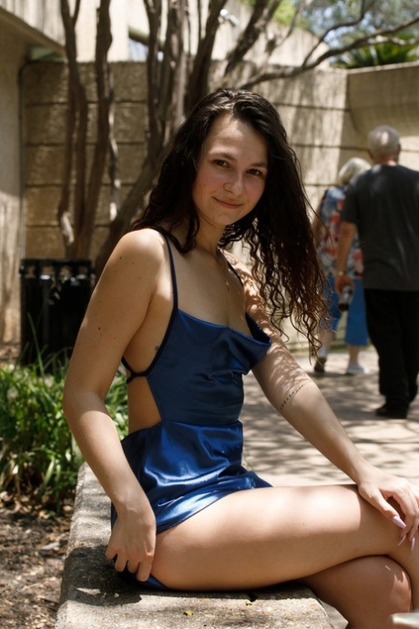 public flashing naked pic
