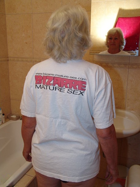 babiččin zadek sex fotografie