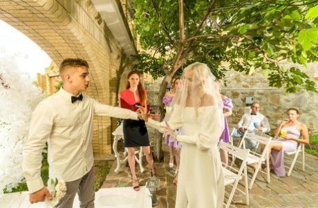 incinta pelosa bellissimo perfetto archivio