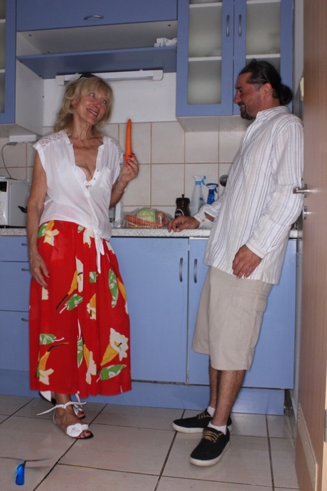 old mature nudes pictures