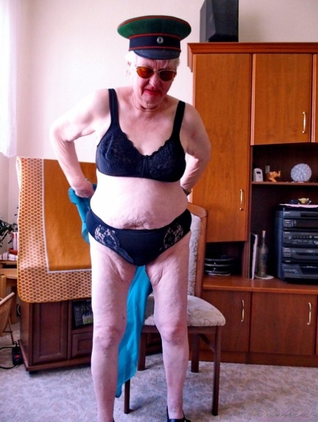 granny lingerie art xxx picture
