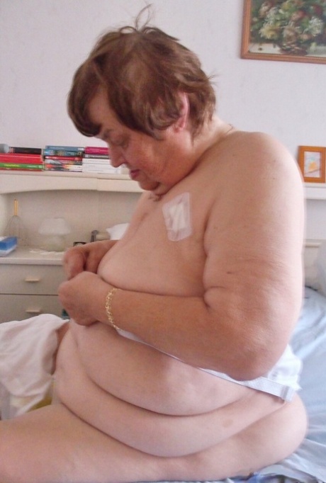 old granny tits beautiful porn pic