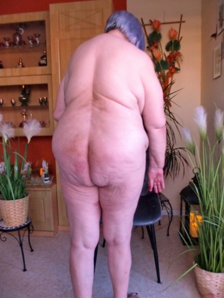 fat ass granny porn photos