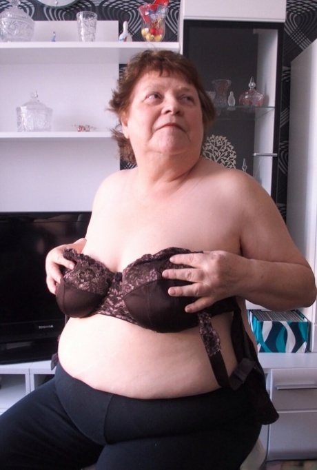 křivky babička porno img