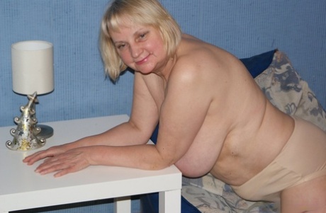 bochtige oma lekker warm afbeeldingen