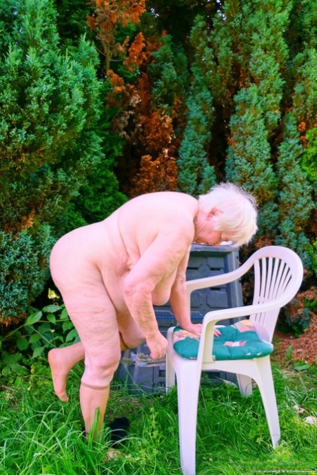 bestemor hengende pupper fine hd galleri