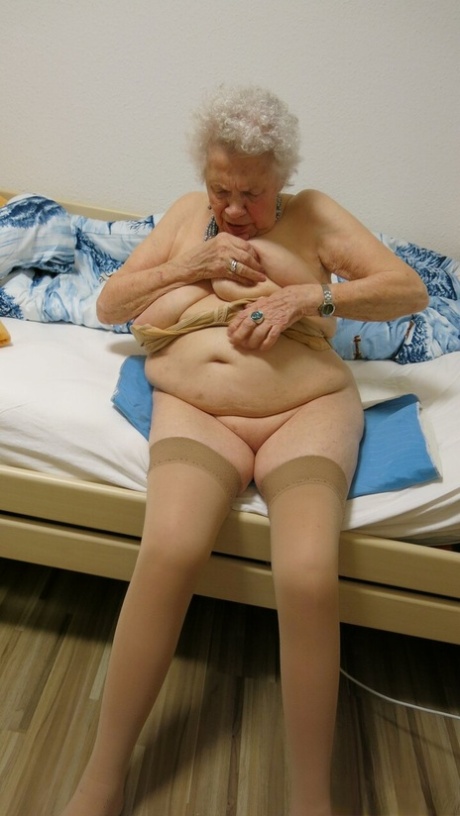 vecchia nonna esclusivo xxx galleria