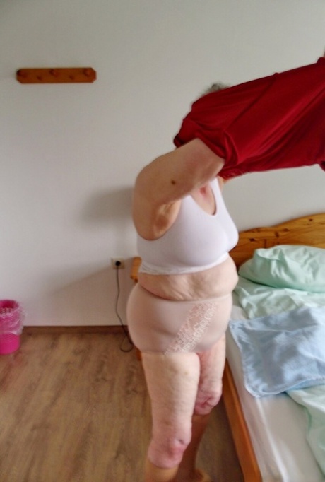 old granny free porn pictures