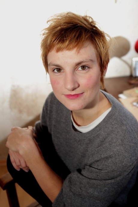 kort rött hår naken hd foto