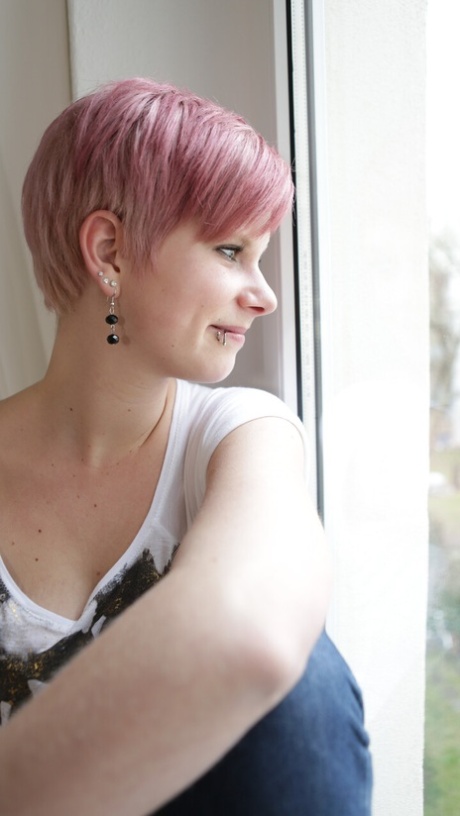 rosa Haare kunst nackte foto