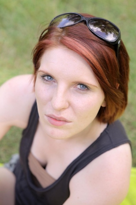 short hair redhead free porn archive