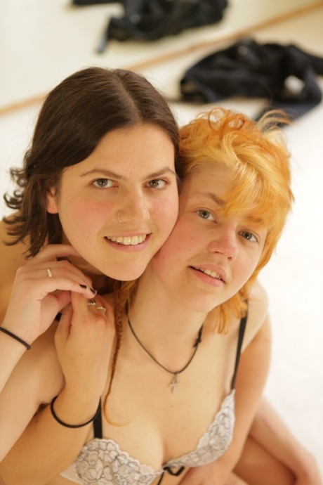 Amateur-Swinger nackt kunst foto
