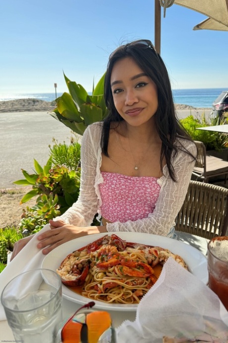 asian girlfriend beautiful xxx image