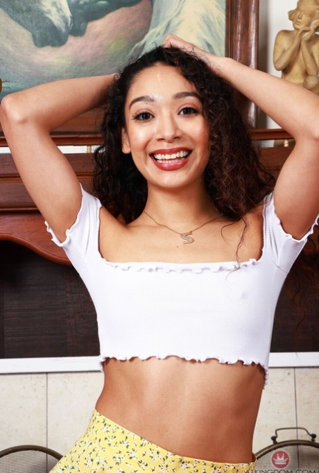 falda latina gratis xxx foto