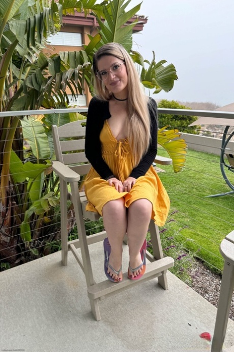 horny mature pretty picture