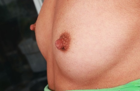 small fake tits exclusive pictures