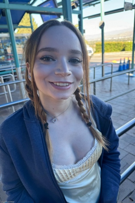 nevlastní sestra hd exkluzivní obrázek