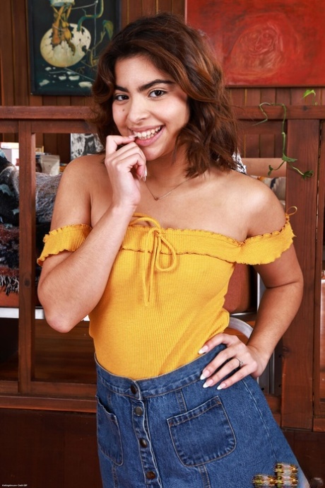 latina peluda pornografia nua coleção