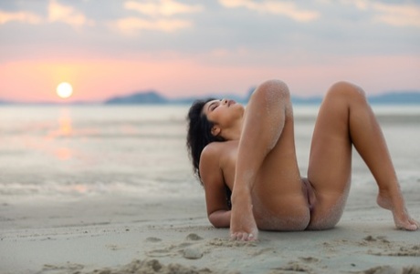asian beach hd img
