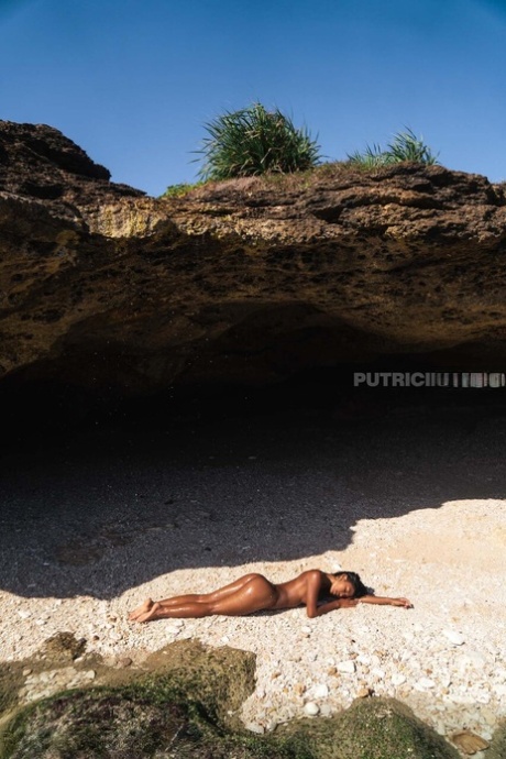 メキシコ人熟女 ポルノ 画像